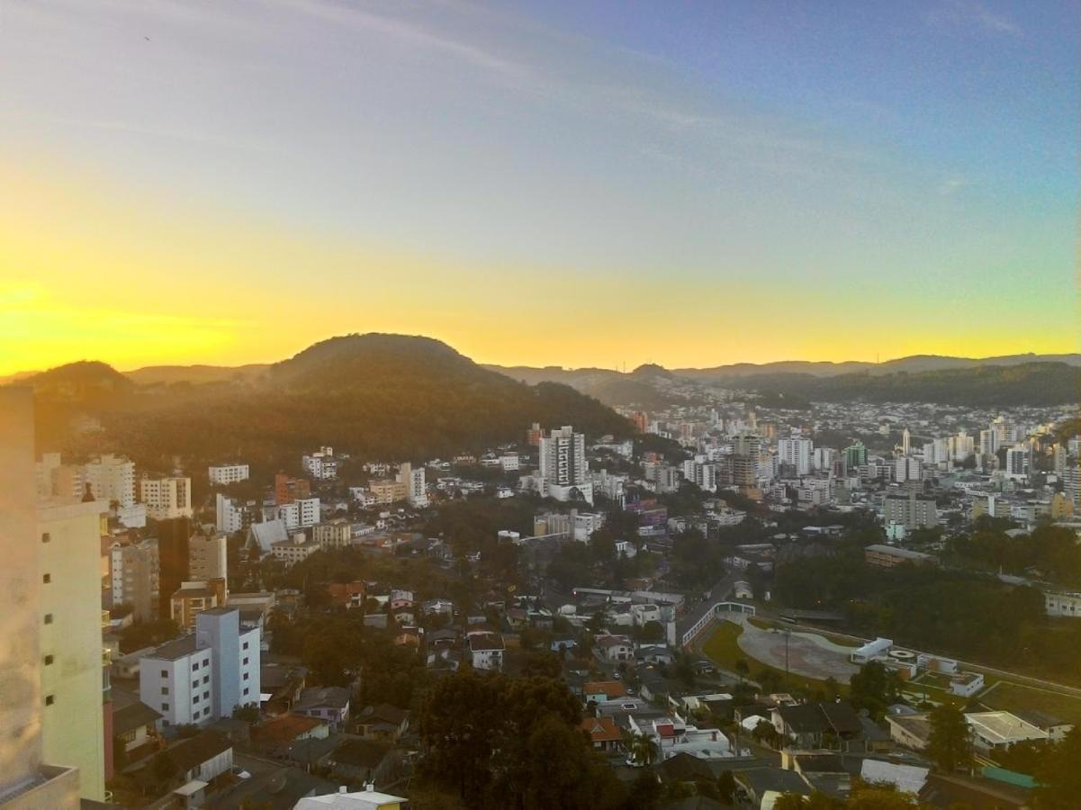 Oyo Hotel Farol Joaçaba Exteriér fotografie